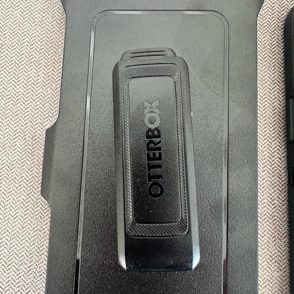 OtterBox Black Phone Case with Belt Clip for iPhone 14 Pro Max NWT